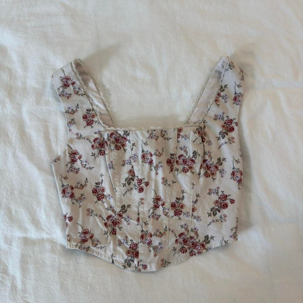 White and pink‎ floral corset